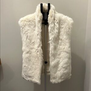 Abercrombie & Fitch Cream Faux Fur Vest - Size XSmall